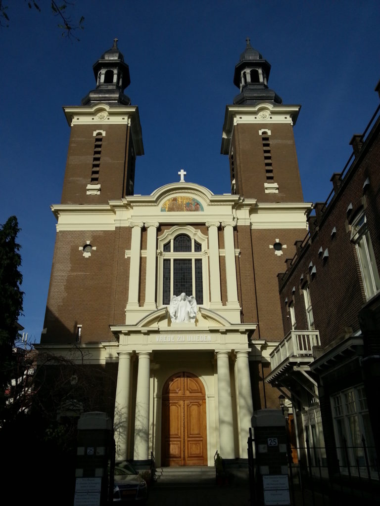 Kerkgebouw:anno 1907 Interieur: anno 1724